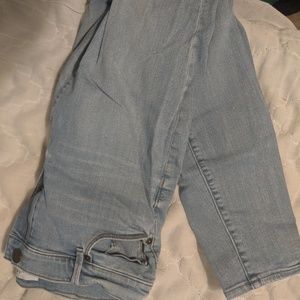 Loft straight leg mid rise denim 👖 jeans